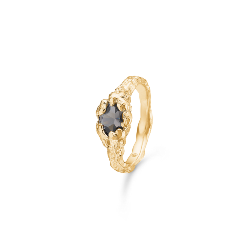 Dark Magma Ring fra Studio Z