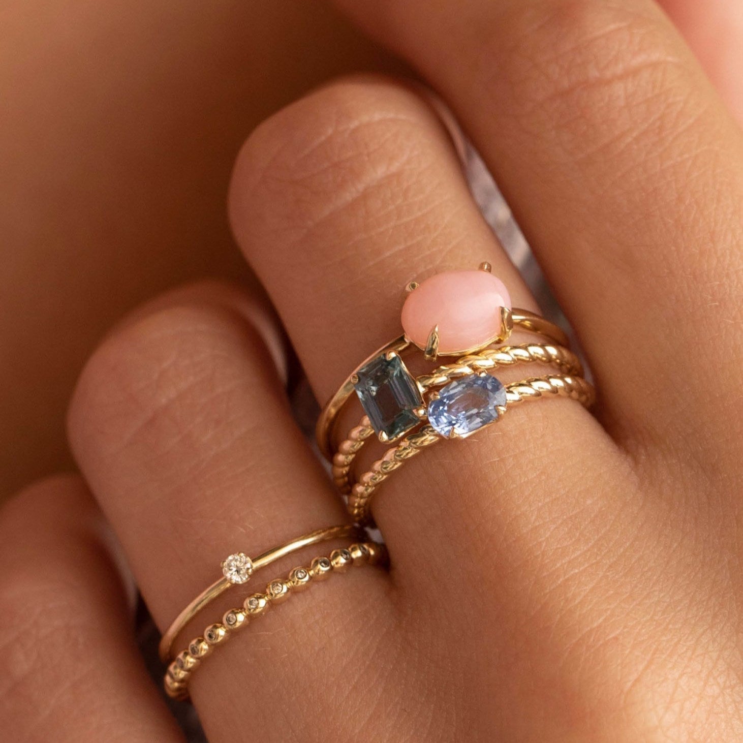 Tournure ring pink opal - 10 kt. guld fra Carré