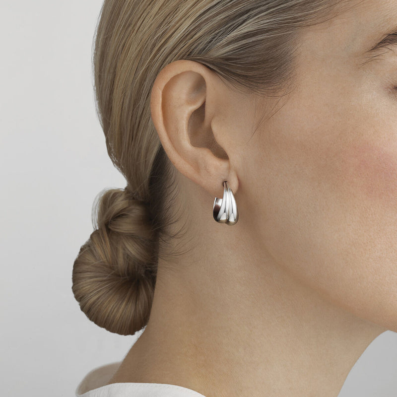 Curve øreringe store - sølv fra Georg Jensen