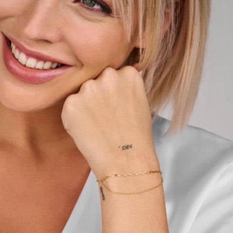 Scarlet armbånd - sterlingsølv ruthineret fra Spirit Icons