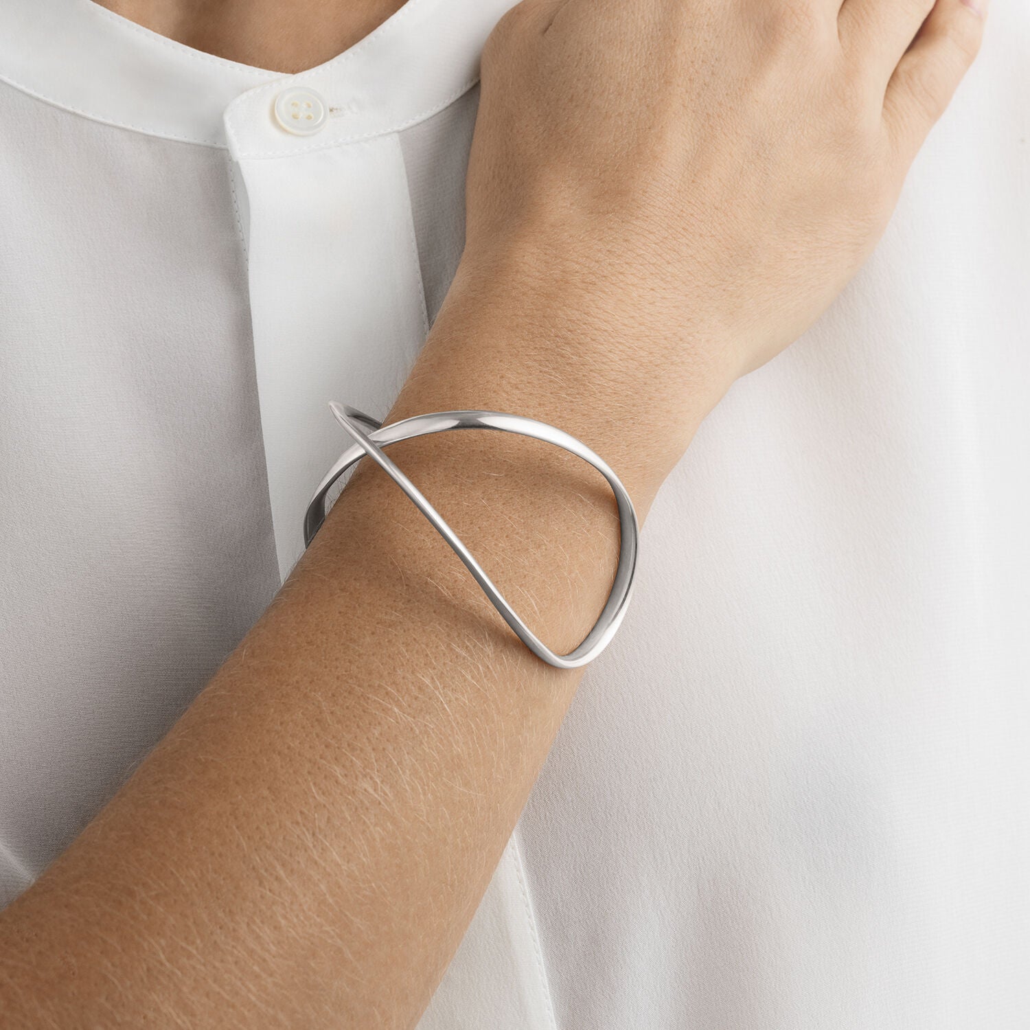 Infinity armbånd - sølv fra Georg Jensen